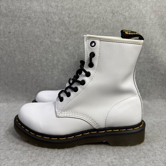 Dr Martens Boots Womens 11 White Lace Up Leather Combat Platform Docs 1460 NEW - Picture 1 of 10